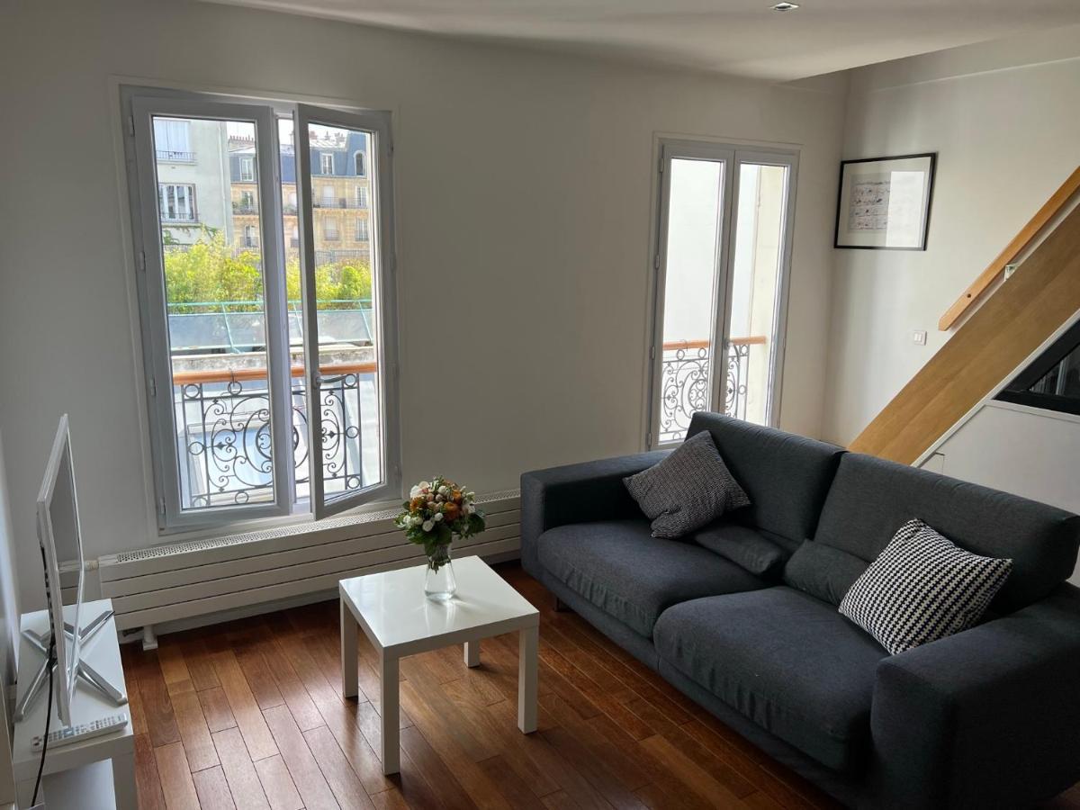 Duplex In Montmartre 4-5 Personnes * Parigi